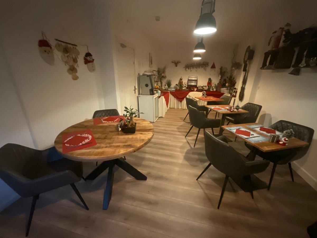 Pension Auberge De Dael Valkenburg aan de Geul ภายนอก รูปภาพ