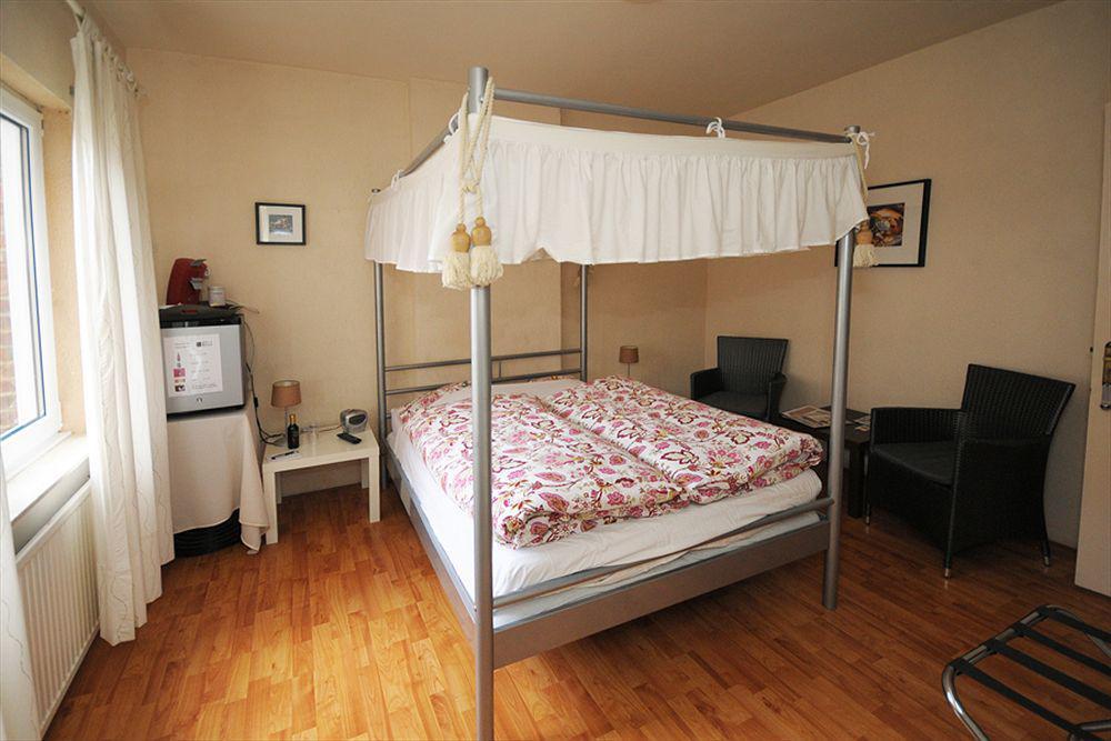 Pension Auberge De Dael Valkenburg aan de Geul ภายนอก รูปภาพ